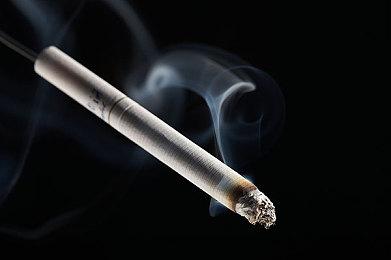 《荒野起源》与《地平线》女角对比：还是腾讯版漂亮